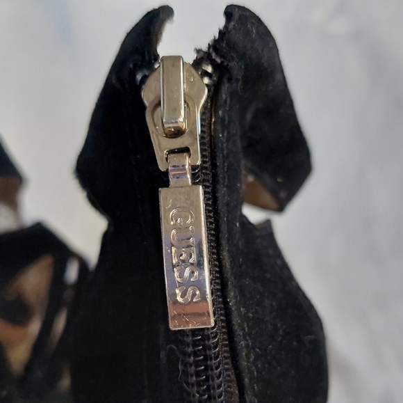 GUESS Black Suede Strappy 4" Heels with Back Zip size 8 - Picture 7 of 10